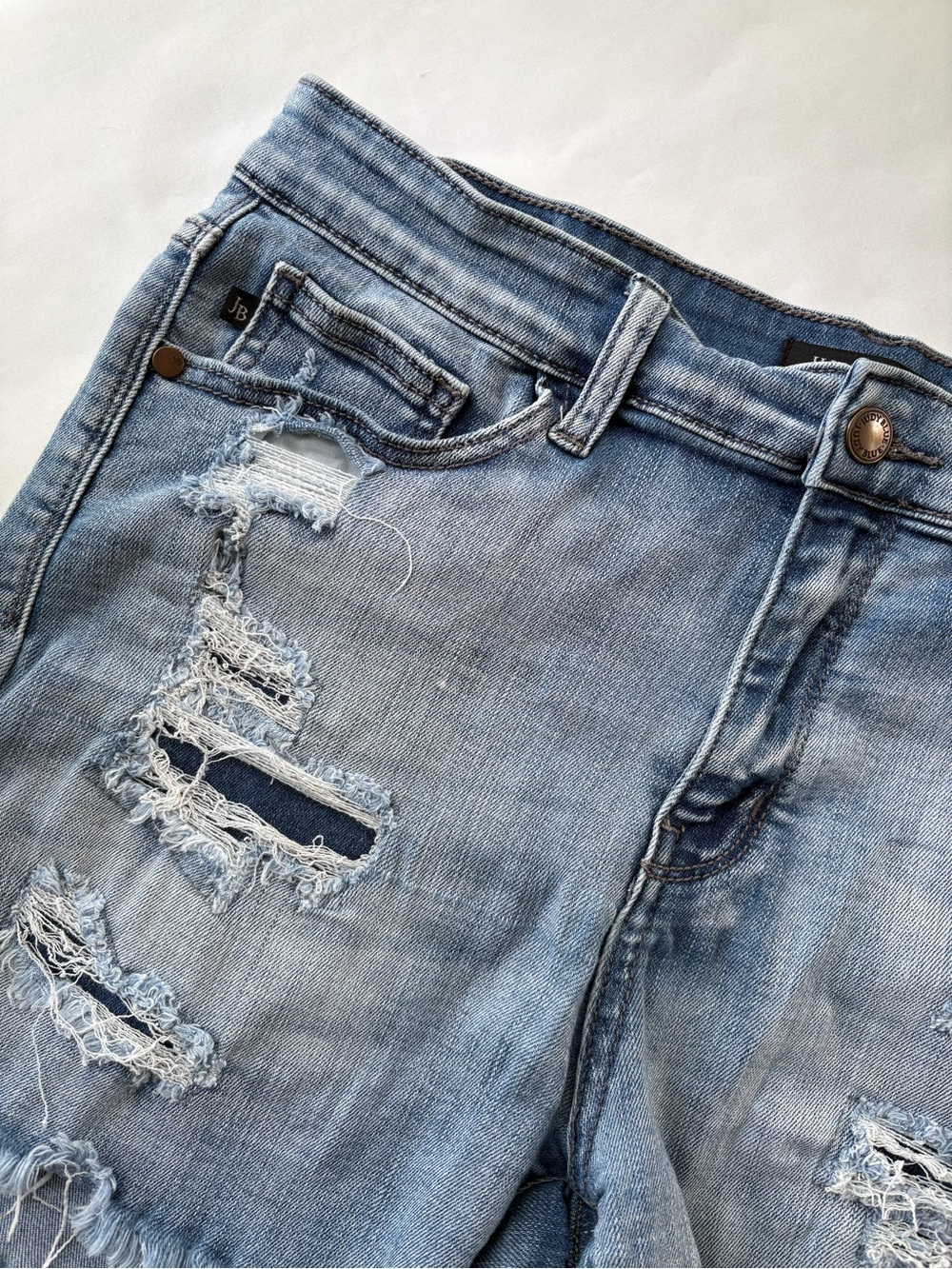 Judy Blue Distressed Denim Cutoff Shorts Size Large
